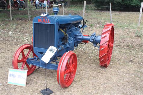 Rumely Do All Tractor And Construction Plant Wiki The Classic Vehicle