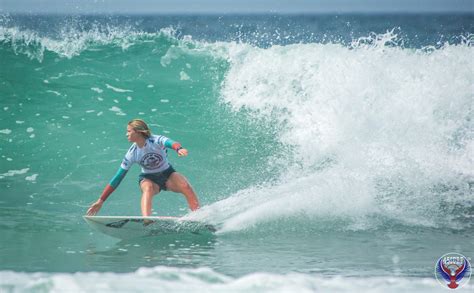 The oldest website on surfing in south africa sends surf reports via email, sms, and mobile. Stephanie Gilmore Bianca Buitendag! Huntington Pier Vans U ...