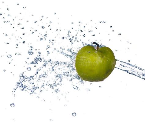 Green Apple Slices With Water Splash Stock Image Image Of Food