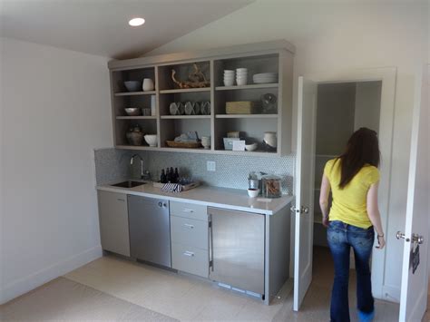 Check spelling or type a new query. kitchenette (needs a microwave) | Kitchenette, Kitchen ...