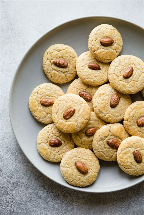 These shortbread cookies are buttery, gf, and easy to looking for a delicious almond flour cookies this holiday baking season? Gluten-Free Chinese Almond Cookies | Healthy Nibbles