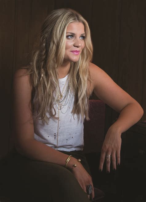 Pressroom Lauren Alaina Encourages Others With Her Brand New Single