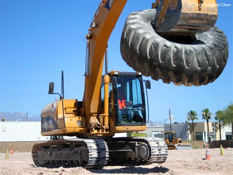 drive a 1000 pound excavator at dig this las vegas the adventourist cool travel mini posts