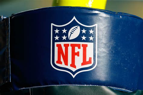 Nfl Players Association Sends Work Stoppage Guide With Financial