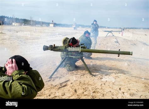 Shoot Spg Recoilless Gun During Hi Res Stock Photography And Images Alamy