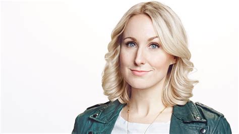 Nikki Glaser Is A Blonde Comedian Talking Frankly About Sex But Dont