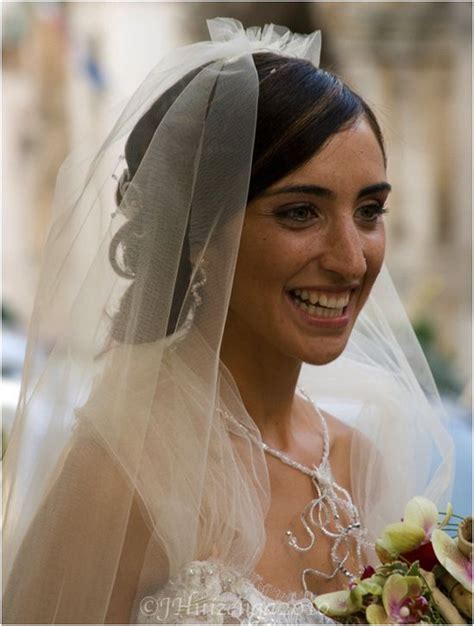 Sicilian Women Facial Features
