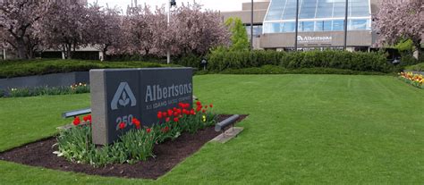 Albertsons To Double Private Brand 2018