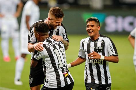Horários e televisão do futebol brasileiro, liga espanhola e futebol internacional. Jogos de hoje na TV: confira as partidas de futebol deste ...