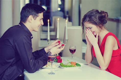 June 21 1 Romantic Ways To Propose Romantic Advice Romantic Proposal