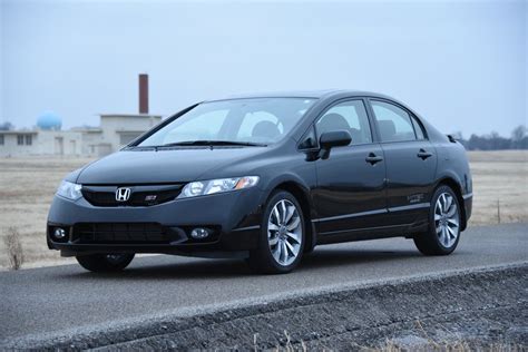 Heres What You Need To Know Before Buying An 8th Gen Honda Civic Si