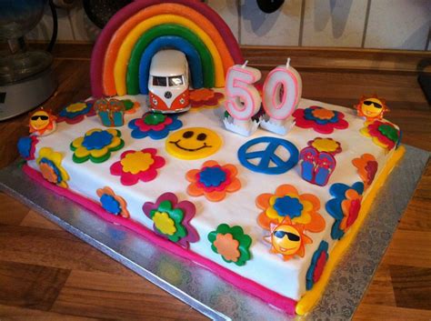 Der britischen nachrichtenagentur pa zufolge wird sie den tag privat und im kleinen kreis einiger familienmitglieder auf schloss windsor verbringen. Geburtstag-Erwachsene » Flower-Power Hippie-Torte zum 50.