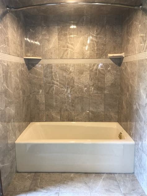 Our expert staff here at the guillen's plumbing showroom. Regency | Showroom display, Bathtub, Alcove bathtub