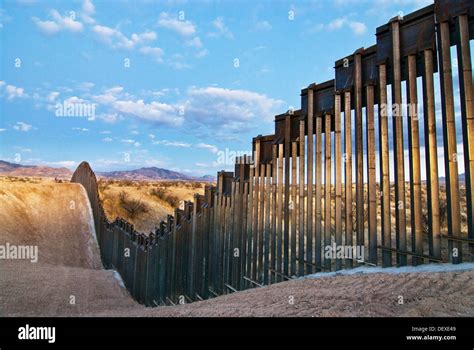 United States Border Fence Usmexico Border East Of Nogales Stock