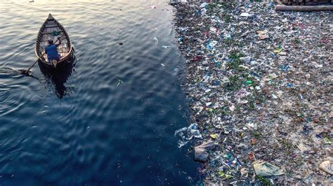 Plastic Pollution Take Out Food Is Littering The Oceans