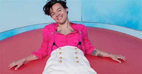 Harry Styles Vogue Photoshoot Sent The Internet Into An Uproar The