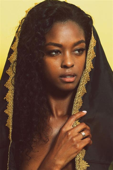 Big Beautiful Black Women Models Pictures Blackwomenmodels Black Beauties Dark Skin Women