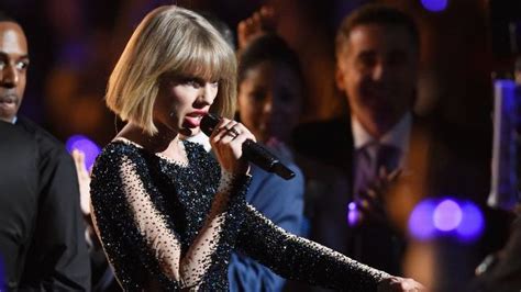 Taylor Swift Sets Streaming Records With Look What You Made Me Do