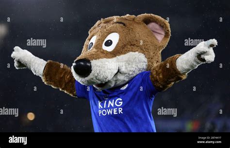 Leicester City Mascot Filbert The Fox Stock Photo Alamy