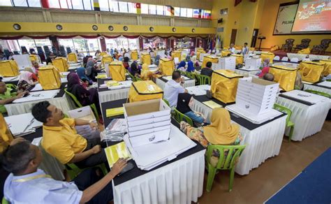 Susulan pembubaran parlimen pada hari ini, spr perlu menetapkan tarikh pilihan raya diadakan. Parlimen bubar esok, ini apa yang anda perlu tahu