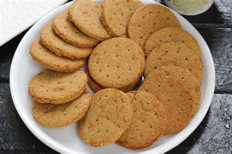 Birthday cake for diabetics, brownies for diabetics, cookies for diabetics, etc. Digestive Biscuits Recipe | Whole Wheat Jaggery Biscuits ...