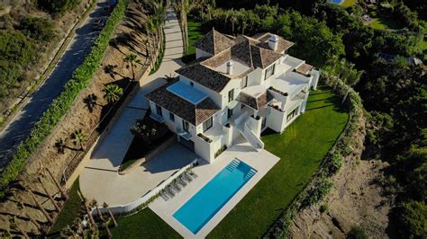 New Build La Zagaleta Villa Modern With A Sea View