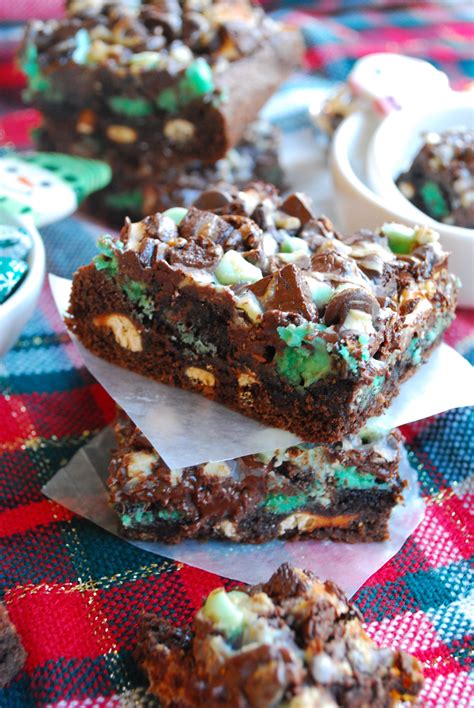 Whoever came up with these holidays is absolutely brilliant. Chocolate Mint Seven Layer Bars | Recipe | Mint desserts ...