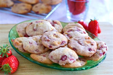 Gf Strawberry Shortcake Cookies Lets Be Yummy