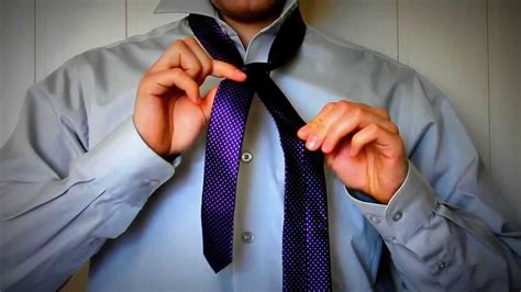 How To Tie A Tie Quick And Easy Youtube