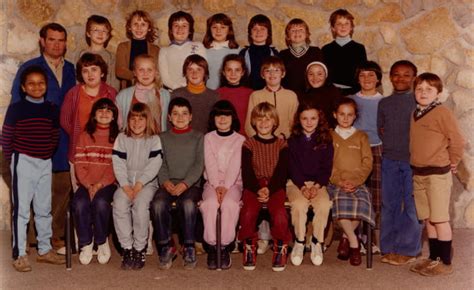 Photo De Classe 1980 1981 Ecole Primaire Cm1 De 1981 Ecole Jean Moulin