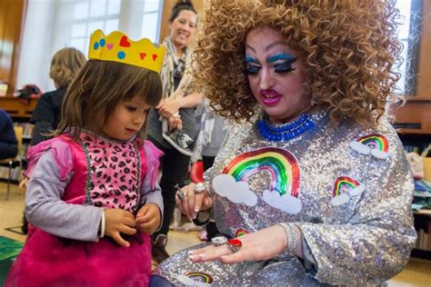 Library Brings Drag Queens Kids Together For Story Hour The Seattle