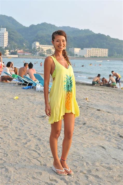They Are Wearing Zushi Beach Japan How To Wear Chic Lookbook