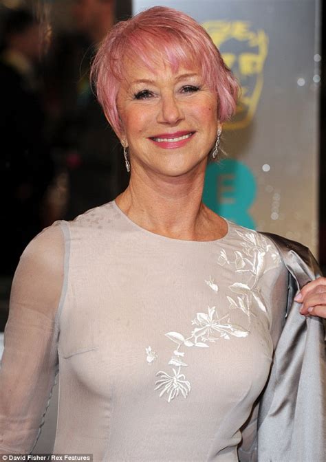 Helen Mirren Shocks With New Pink Hair On Bafta Awards 2013 Red Carpet