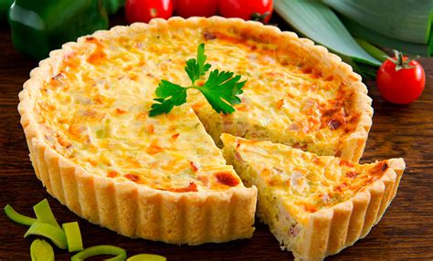 Dentro de la cocina francesa, el pan tiene un sitio reservado. Tarta de cebolla y panceta (Quiche Lorraine)