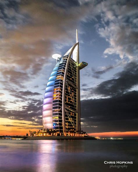 Burj Sunset Dubai Dubai Beautiful Buildings Places To Visit
