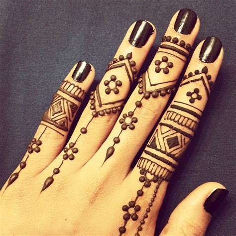 30 Easy Arabic Mehendi Designs For Left Hand Henna Tattoo Designs