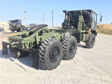 1998 Stewart And Stevenson M1088 5 Ton Military Semi Truck