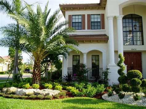 Tree And Lawn Landscaping Maintenance Miami Fl 33030 Plant Professionals