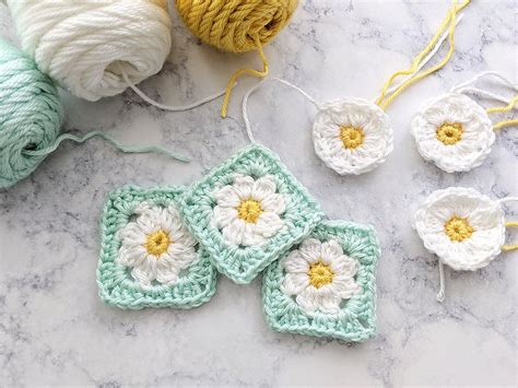 Dainty Daisy Granny Square Motif Video Tutorial Just Be Crafty