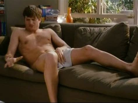 Ashton Kutcher Sexy Shirtless Vidcaps Naked Male Celebrities