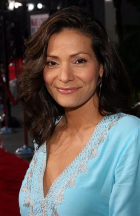 constance marie