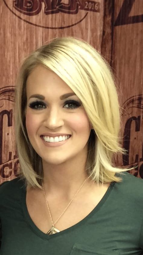 Members of the official carrie underwood fan club get exclusive access to a special my savior listening party! The Best Carrie Underwood Hairstyles 2019 Pictures ...