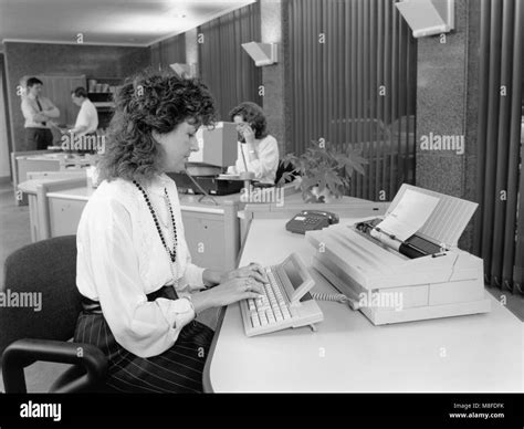 Word Processing 1990s Hi Res Stock Photography And Images Alamy