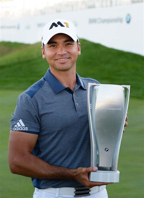 Can't speak to new q5 new dimensions but as past & current q5 owner i can say getting 4 sets of clubs & 4 people not possible. Jason Day Wins the 2015 BMW Championship at Conway Farms Golf Club