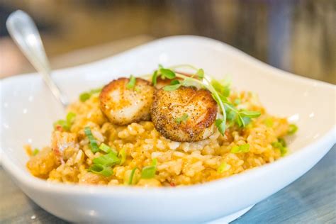 Scopri tutti gli ingredienti e i consigli utili per preparare le migliori ricette di riso a base di pesce Risotto con le capesante: la ricetta del primo piatto di ...