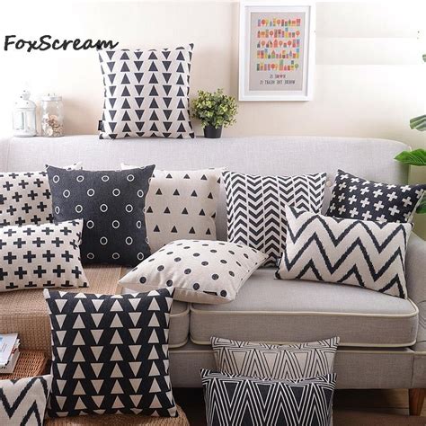 The 100 percent recycled polyester fiber fill ensures a soft and. Retro Decorative Pillows black and white Geometric Throw ...