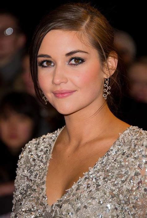 Here's a rundown of their on/off relationship history and those cheating. Jacqueline Jossa - Alchetron, The Free Social Encyclopedia