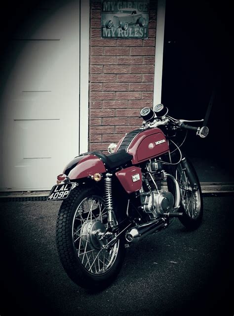 It could reach a top speed of 77 mph (124 km/h). 76' cb200 cafe racer | Bmw cafe racer, Cafe racer honda ...