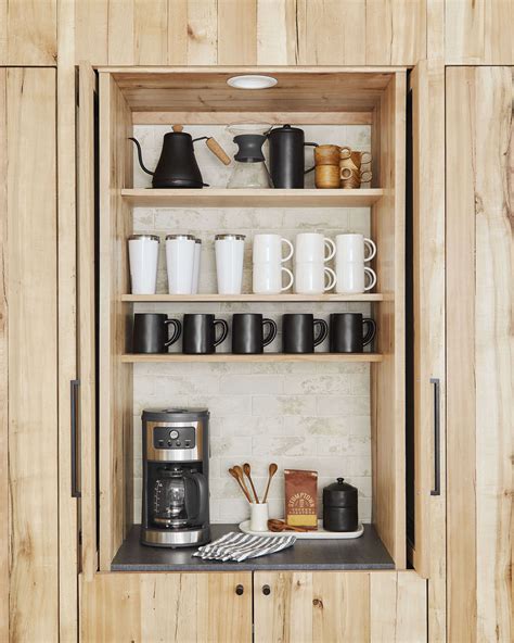 Emily henderson's answer to that is a resounding yes. 10 Above-and-Beyond Kitchen Organization Ideas from Emily ...
