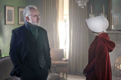The Handmaids Tale Season 5 Will June Go Back To Gilead Find Out Answers To Some Burning Fan